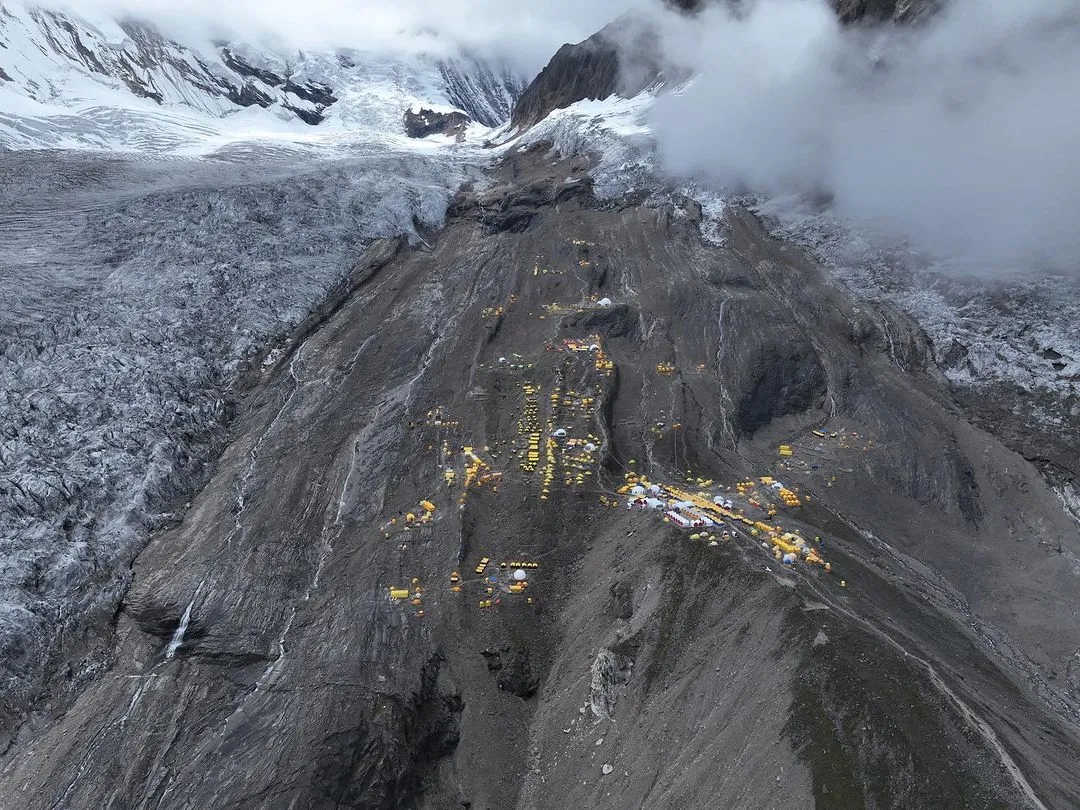 Базовий табір восьмитисячника Манаслу (Manaslu, 8156 м). Фото Alan Arnette